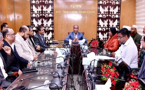 সরকারি চাকরি জনগণের সেবা করার গুরুত্বপূর্ণ সুযোগ : আইনমন্ত্রী